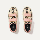 The Kids Strap Sneaker in Cat Blush shown from the top.
