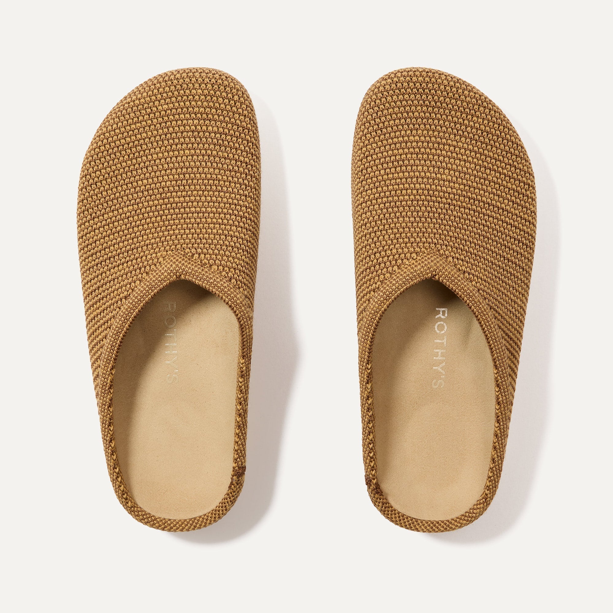 The Casual Clog in Wheat Rafia Knit shown from the top. 