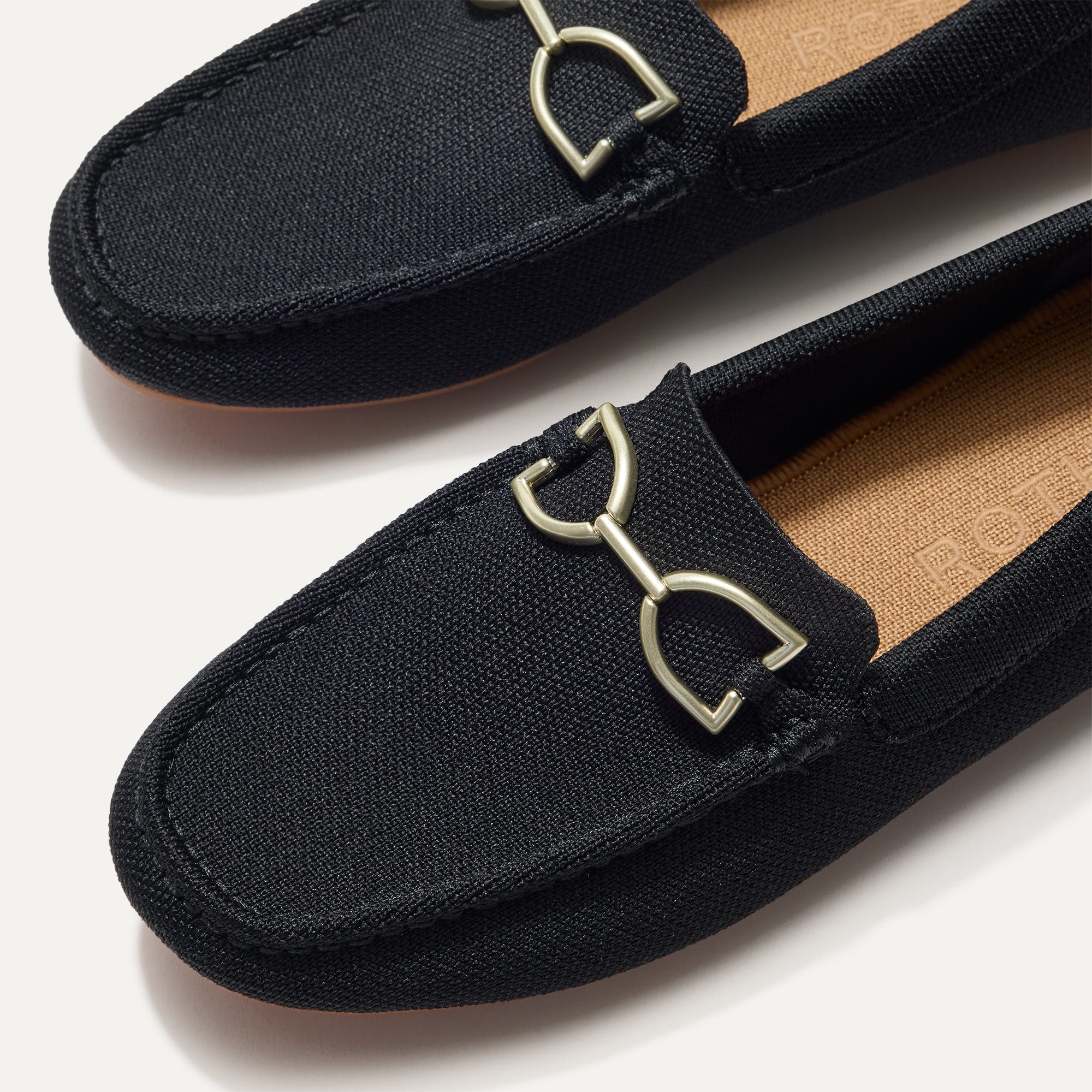 Close up of the toe and hardware of The Double Bit Driver in Black. 