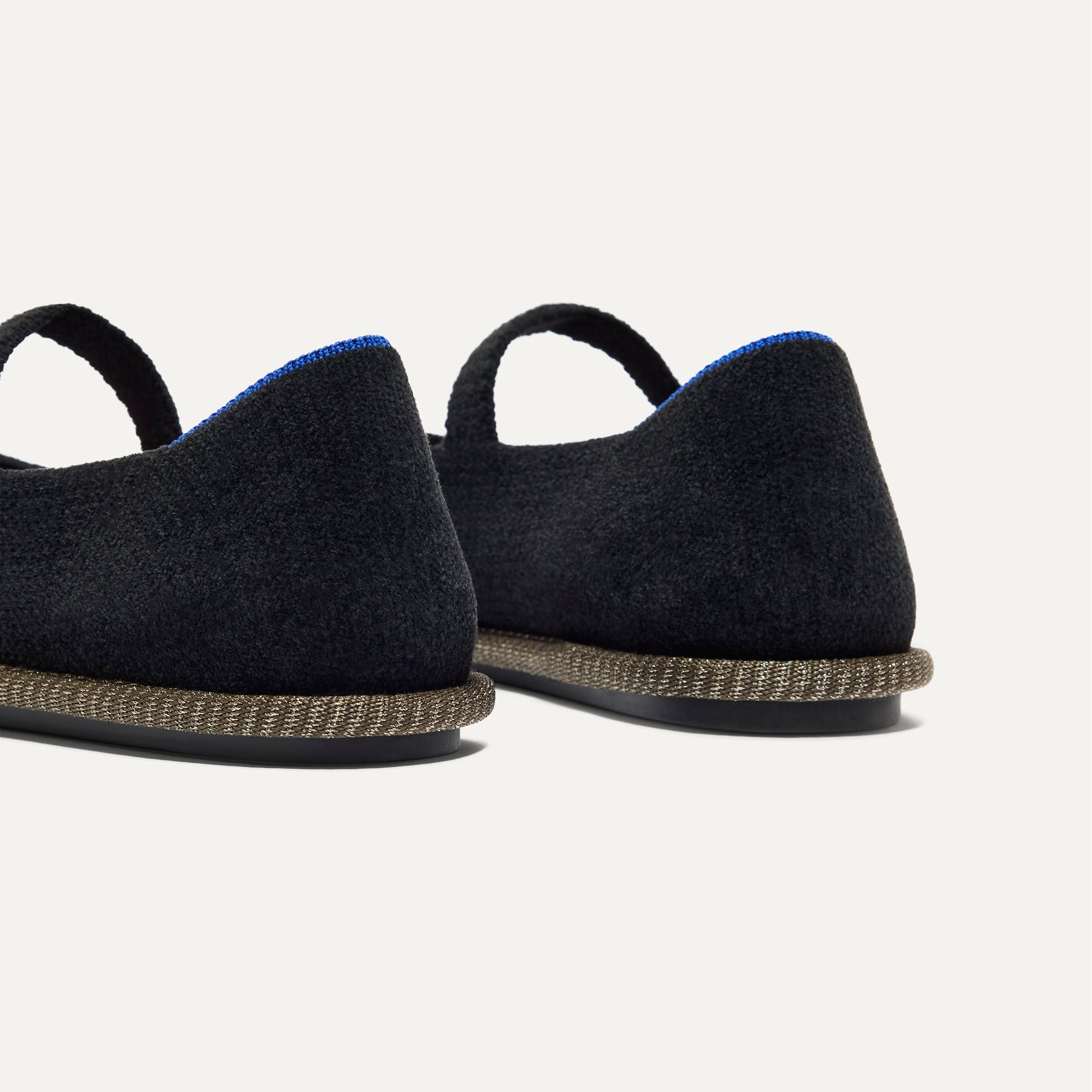 The Cruiser Mary Jane - ReVelvet™ Black