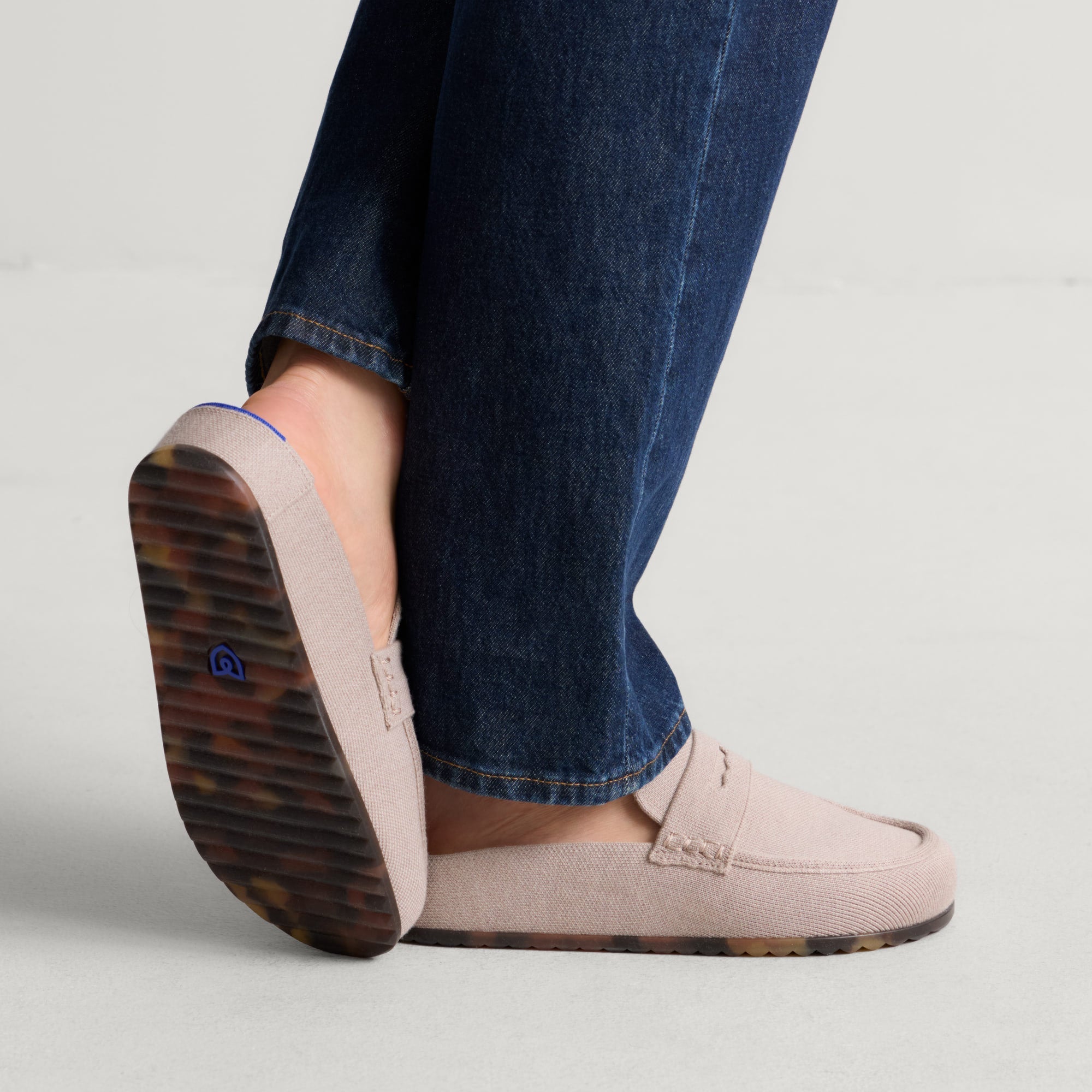 hover | Model wearing The Penny Clog in Dove.